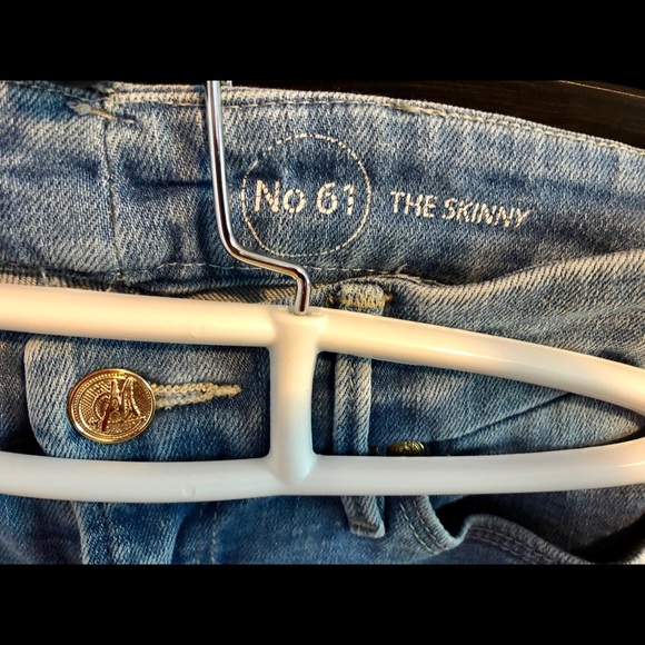 Marciano no. 61 light wash skinny jeans size: 25 - Picture 2 of 4